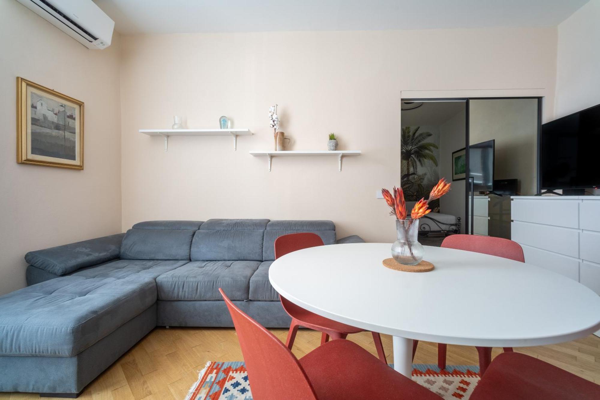 Al Donni Aircon City Center Бергамо Екстериор снимка